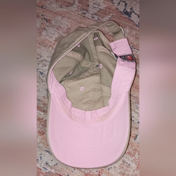 Nike Women's North Carolina Tar Heels Tan pink Ball Cap - Picture 11 of 11
